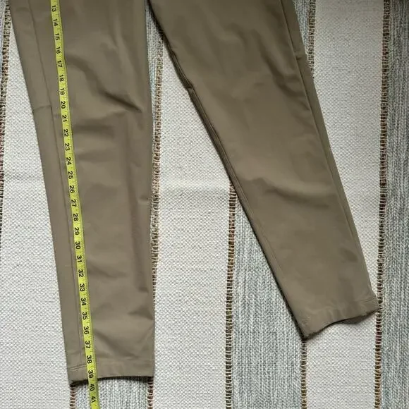 Lululemon Commission Tofino Sand Tan Khaki Chino Slim Leg Pants Men’s Size 32